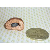 Donlane Dollhouse miniature 1:12 Little mouse in the bread OOAK